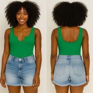 Zenana Sleeveless V-Neck Bodysuit Kelly Green‎ Tank Top Casual Stretch Size S